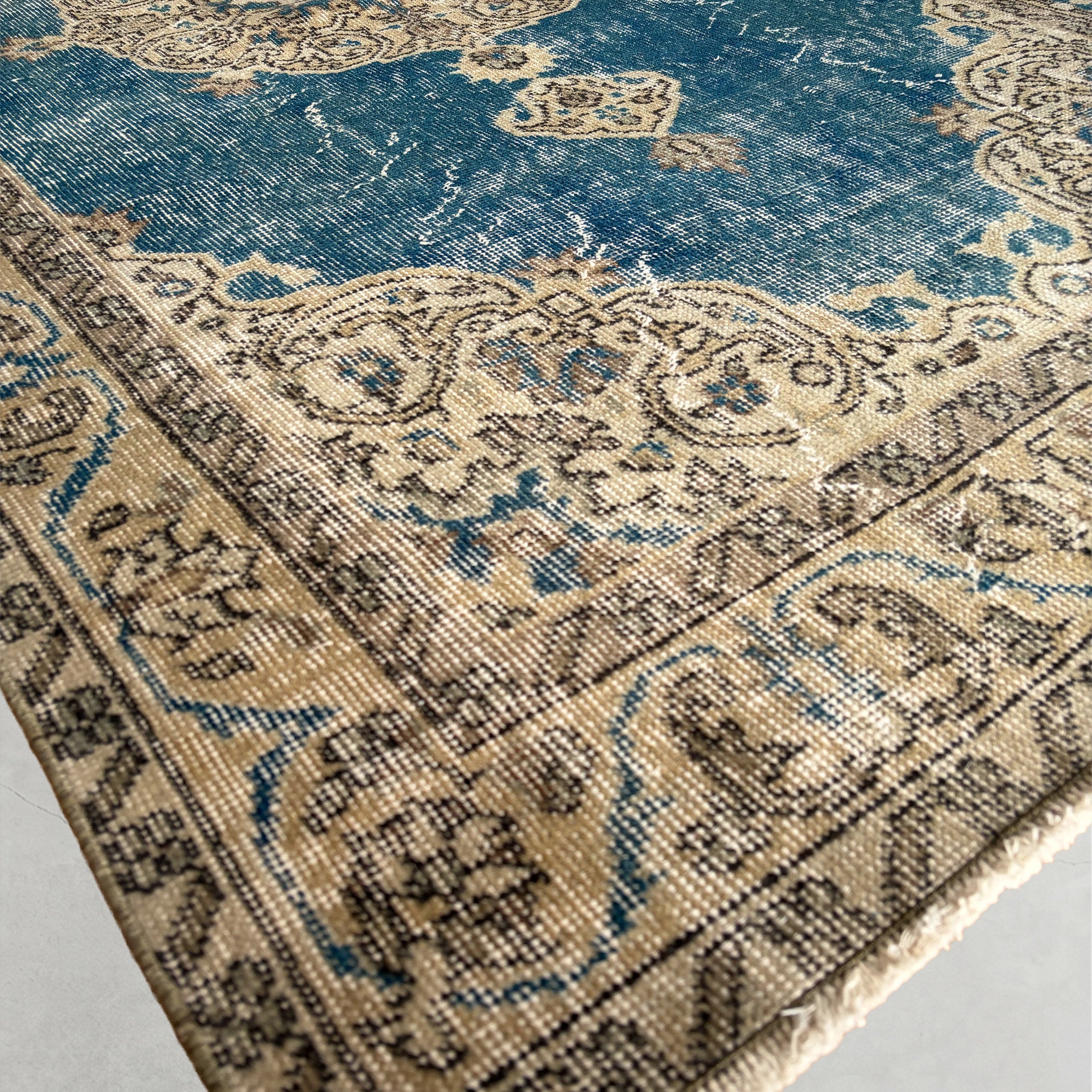 Vintage 0riginal rug 260620