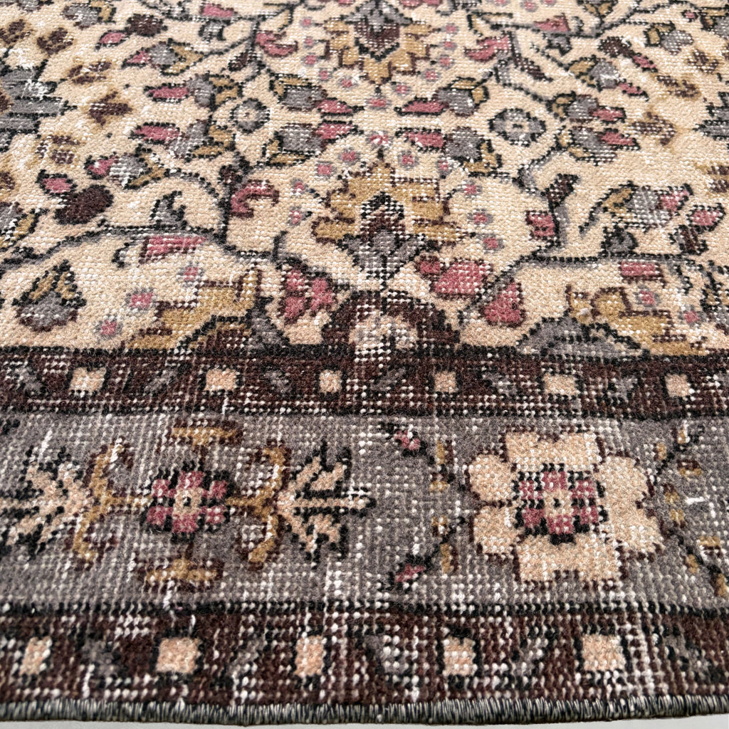Vintage washed rug 260624