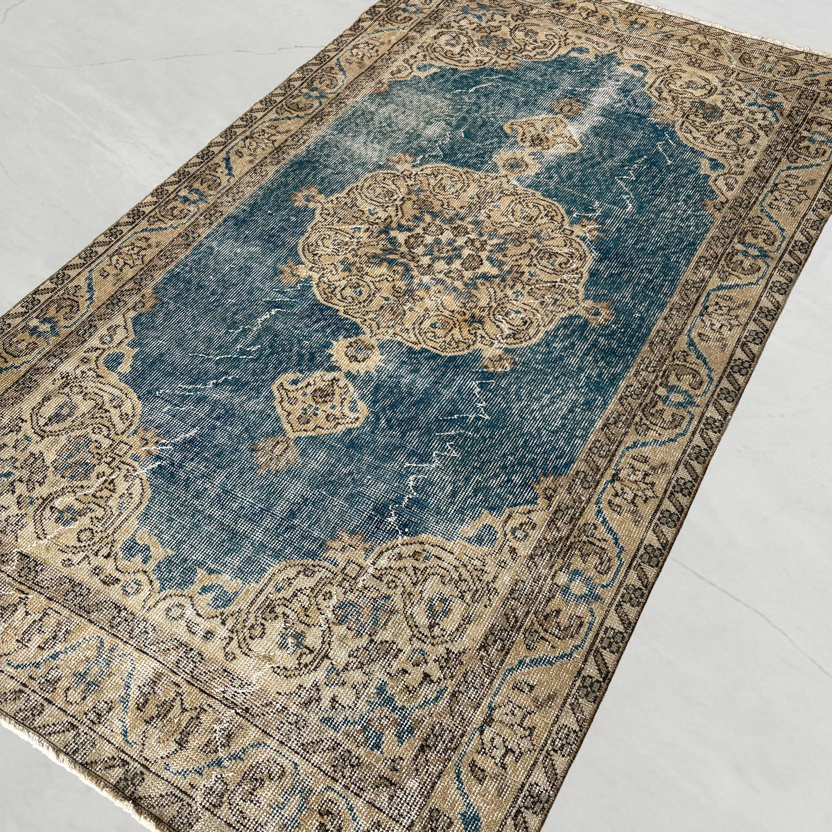 Vintage 0riginal rug 260620