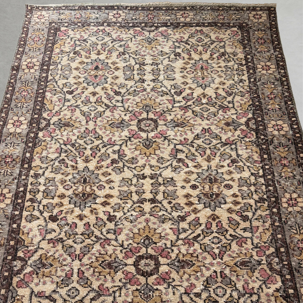 Vintage washed rug 260624