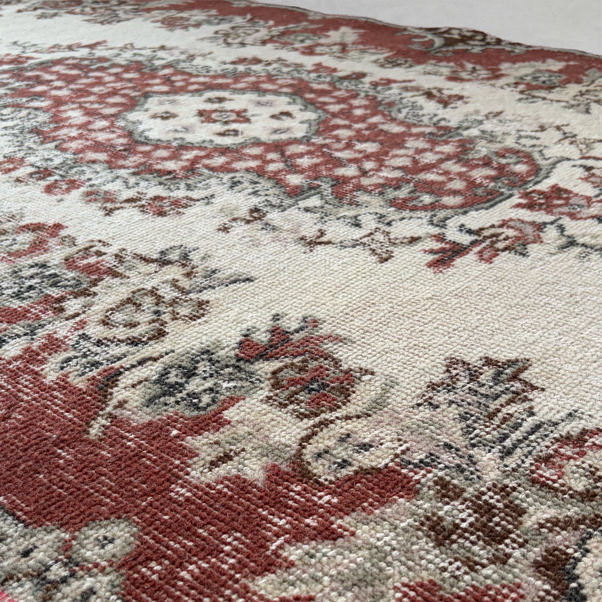 Vintage Original Rug 260618